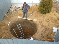 Септик з бетонних кілець. смт. Красятичі, Поліський р-н, Київська область