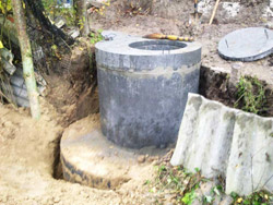 Установка септика м. Київ, ст. метро Славутич, житловий масив Осокорки, район Білої дачі